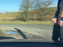 **ALMOST CAUGHT** TEEN JERKING OFF IN LEGGINGS ON PUBLIC ROAD