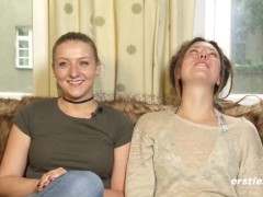 Ersties - Das erste Mal lesbisch mit Sofie und Tamara 15/16