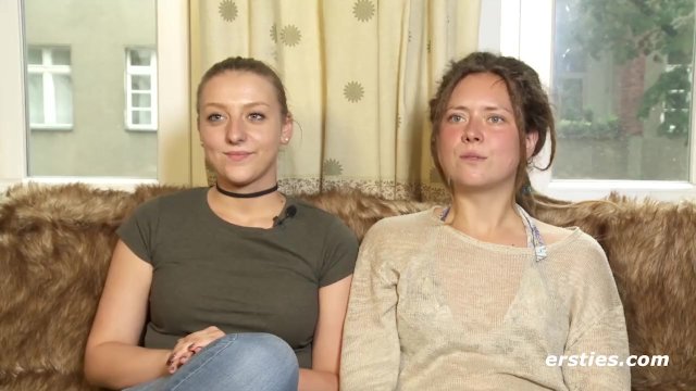 Ersties - Das erste Mal lesbisch mit Sofie und Tamara