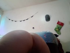 Twerking for Daddy!