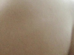 Milfs wet pussy gets an orgasm and a creampie for breakfast