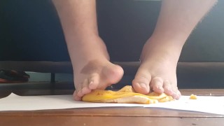 Esmagando banana