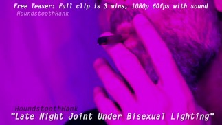 Поздно ночью Джойнт Под Бисексуальным Освещением Трейлер Гусиная ЛапкаХэнк