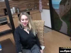 Vollbusige Blondine saugt mir den Saft raus - Screenshot 16 of 16 - Blasen