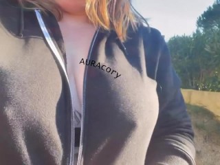 危險！！PAWG 用她的奶油奶子闪现她的邻居