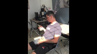 Белый паренек с большим количеством спермы для тебя