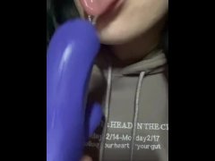 Powerful blowjob from the hottie