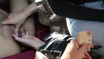 Sexo por dinero le hago un SQUIRT a una DESCONOCIDA y ella me hace tener 2 venidas