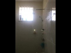 Horny shower - Screenshot 1 of 16 - Golden Shower