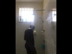 Horny shower - Screenshot 3 of 16 - Handjob