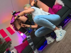 Bondage handjob for sissy slave with tied up hands - Screenshot 15 of 16 - Real Couple