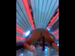 Thick milf takes her bbc dildo to the tanning salon & squirts all over the sunbed