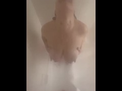 Shower titties - Screenshot 10 of 16 - Bbw