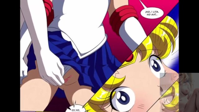 La rubia de Sailor Moon disfruta del sexo lésbico