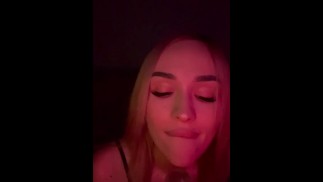 我在吮吸你的鸡巴