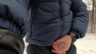 Winter 2024❄️ The forester saw me masturbating 🌶️💨