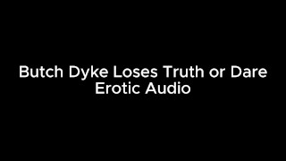 Butch mannelijke lesbienne verliest waarheid of durf op universiteitsfeest (erotische audio)