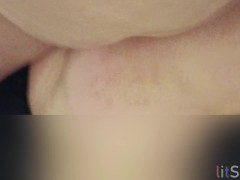 Il me la met dans le cul , ça a du mal a passer mais il me l enfonce toute entière