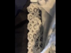 Los calzones de mi esposa con lechita