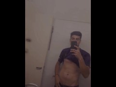 La que esa noche me costo hacer levantar..