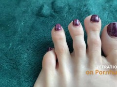Красивый футджоб русские ножки с черным педикюром - Screenshot 14 of 16 - Pov