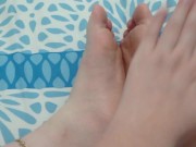 Preview 5 of I masturbate with my feet - pinay
