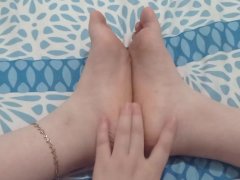 I masturbate with my feet - pinay