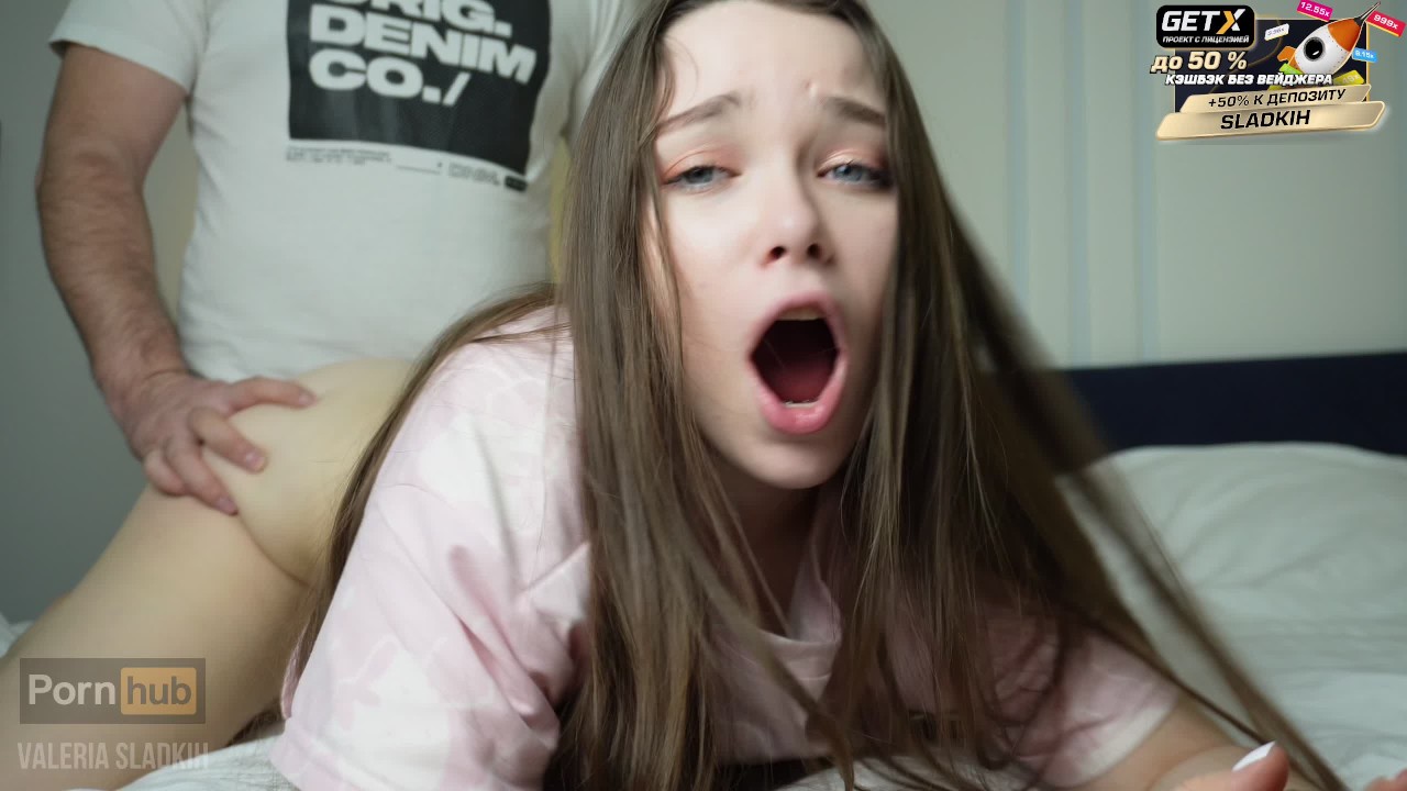 Caught Stepsister masturbating. She didnt expect to be fucked by two  cocks.Valeria Sladkih