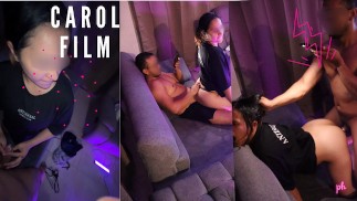 Родители моей девушки уезжают в путешествие, и я пользуюсь возможностью, чтобы жестко трахнуть ее.