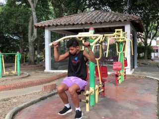 18 YEAR OLD COLOMBIAN BOY DOING EXERCISES AND SHOWING HIS MUSCLES