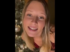Sexy babe has a message for sad boys
