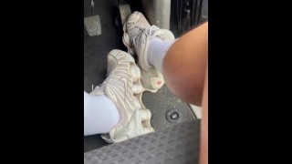 Nike shox pedal pump atascado en el barro