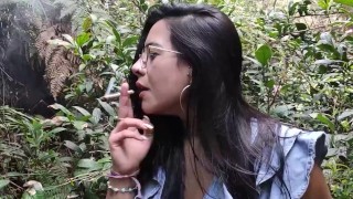 Stranger Invites Me To Smoke In ARVI Park And I End Up Fucking Me Among The Nature Of Medellin