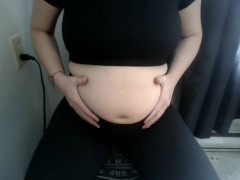 Belly Jiggle - Screenshot 2 of 16 - Belly Button