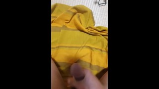 Lanjut coli. Belum bisa beli wanita