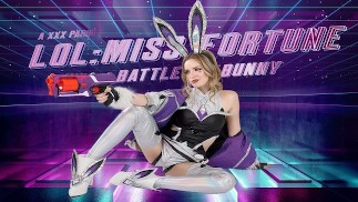 Scarlett Sage als LOL BATTLE BUNNY MISS FORTUNE denkt, dass du nicht in der Lage sein wirst, mit ihr umzugehen