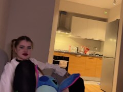 Сводная-сестра Захотела отведать Хуйца Сводного-брата - Screenshot 2 of 16 - Blowjob