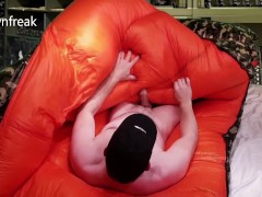 Humping Massive Down Comforter - Screenshot 11 of 16 - Down Jacket