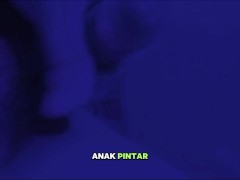 SAMBIL DENGERIN DESAHAN HOST LIVE BAR-BAR ( SUB INDO ) - Screenshot 15 of 16 - Indo