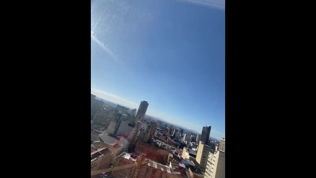 Lamiendo vagina VENEZOLANA desde el piso 18 de un hotel en BOGOTA, sera Que nos ven?