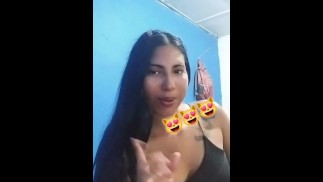 ОЧЕНЬ ГОРЯЧАЯ ДЕВУШКА, Я ЛЮБЛЮ ПРИКАСАТЬСЯ К СЕБЕ