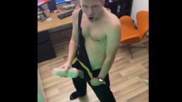 色情明星麦迪逊常春藤的性交阴户，嘈杂的呻吟快速的身体摇晃高潮以非常快的速度