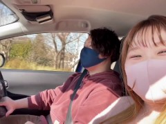 【個撮】むちむち看護師と冬キャンプ。着いてすぐにテントでいちゃいちゃ＆ドライバーにごっくんフェラ見られた【前編】 車内/ハメ撮り/露出/素人/POV - Screenshot 2 of 16 - Japanese