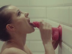 Melisa Mendini Blowjob in shower