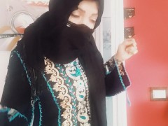the gorgeous Arab girl makes you enjoy - Screenshot 2 of 16 - Arab
