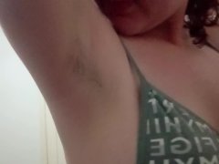 My boss wants to see my hairy armpits - pinay