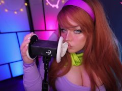 ASMR 💜✨ DAPHNE ( SCOOBY DOO ) EAR LICKING + MOANING + SPITTING & DROOLING 💦🥵 *Daphne Cosplay*