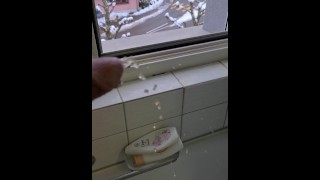 Pissing with open window