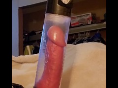 Suck me solid - Screenshot 2 of 16 - Penis Pump
