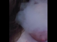 Blowing clouds - Screenshot 10 of 16 - Solo Girl
